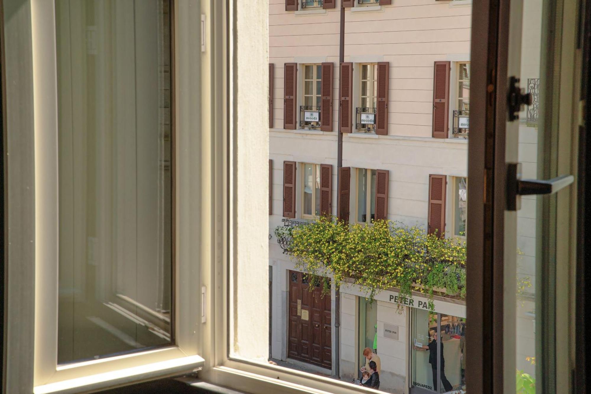 Fitzgerald Building - The House Of Travelers Apartment โกโม ภายนอก รูปภาพ